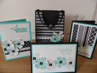 Handbag style card holder with matching cards using Flower Shop