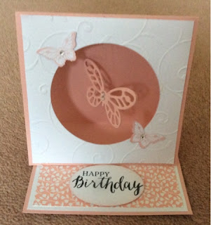 Butterfly easel and grateful bunch cards