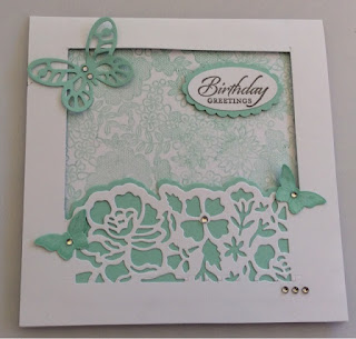 Detailed Floral Phrases & Bella & Friends